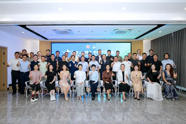 “十年京沈携手 青春共筑振兴”｜徐晗梅：以AI+OPC生态链接京沈青年创新力量 配图 3
