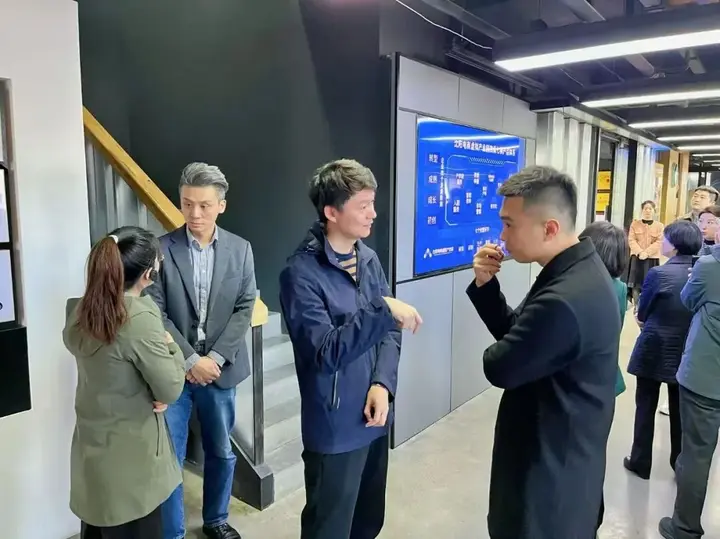 辽宁省政协调研组莅临园区调研青年创业工作 配图 4